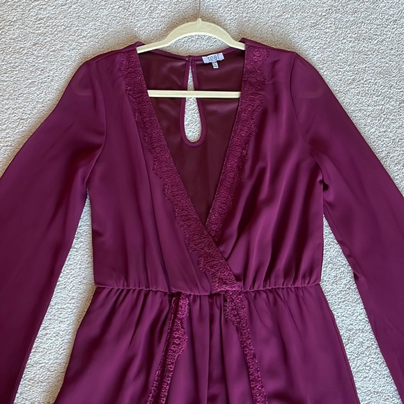 Tobi Romper Wine Color size Medium - Picture 3 of 11